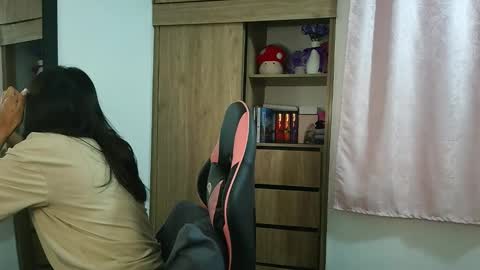 Olivia online show from February 20, 11:54 am