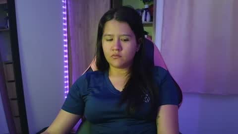 Snapshot of olivia_watson_ chatting on June 30, 12:17 pm Olivia online show from June 30, 12:17 pm