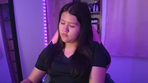 Snapshot of olivia_watson_ chatting on July 1, 11:45 am Olivia online show from July 1, 11:45 am