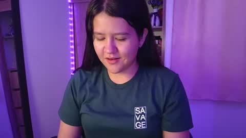 Snapshot of olivia_watson_ chatting on July 2, 12:11 pm Olivia online show from July 2, 12:11 pm