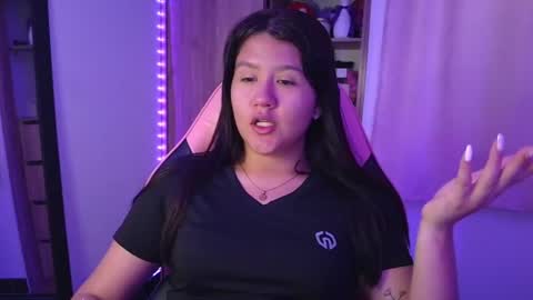 Snapshot of olivia_watson_ chatting on July 9, 12:09 pm Olivia online show from July 9, 12:09 pm