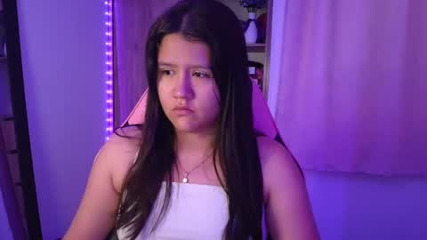 Snapshot of olivia_watson_ chatting on July 22, 12:19 pm Olivia online show from July 22, 12:19 pm