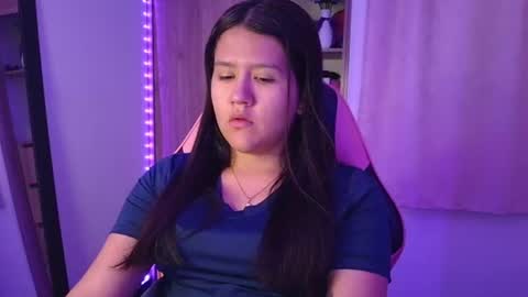 Snapshot of olivia_watson_ chatting on July 23, 11:30 am Olivia online show from July 23, 11:30 am