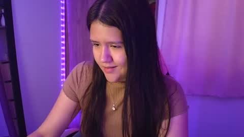 Snapshot of olivia_watson_ chatting on July 28, 2:13 pm Olivia online show from July 28, 2:13 pm