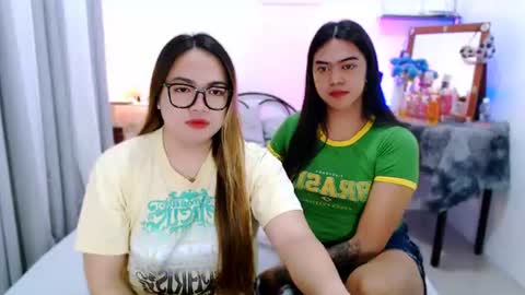 olivia_xxo online show from July 8, 9:25 am