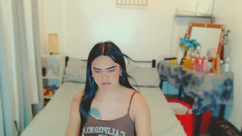 olivia_xxo online show from July 24, 11:03 pm