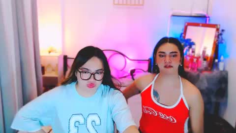olivia_xxo online show from July 26, 1:40 pm