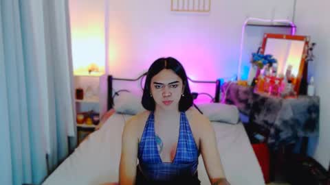 olivia_xxo online show from July 28, 4:39 pm