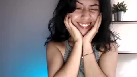 oliviaaa__ online show from October 2, 9:11 pm