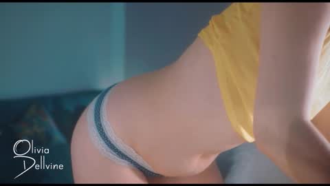 Olivia online show from November 6, 1:06 am