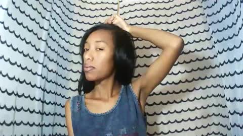 oliviah27 online show from November 15, 10:01 am