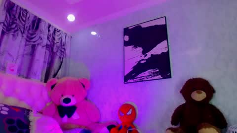 Snapshot of oliviahot01 chatting on June 12, 1:26 am oliviahot01 online show from June 12, 1:26 am