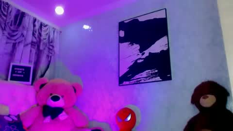 Snapshot of oliviahot01 chatting on June 21, 1:19 am oliviahot01 online show from June 21, 1:19 am