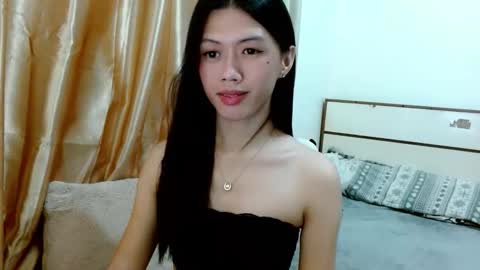 oliviaknightx online show from March 9, 4:11 pm