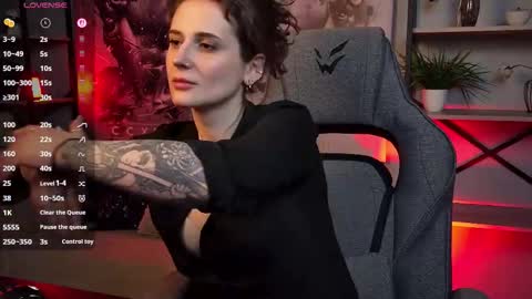 Liv online show from March 19, 3:49 pm