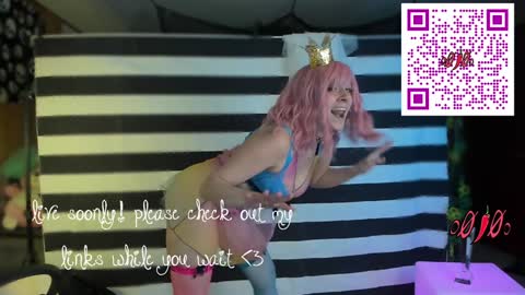 Olivia Owens online show from October 31, 3:51 am