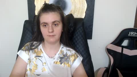 Snapshot of oliviasager chatting on July 8, 10:25 pm Mistress Olivia online show from July 8, 10:25 pm