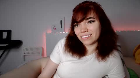 Angelina Lina online show from December 20, 9:28 pm