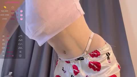 Snapshot of ollie_ments chatting on November 26, 6:36 am Sofia online show from November 26, 6:36 am