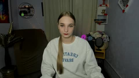 Ollivia online show from April 26, 9:18 am