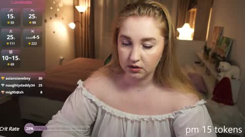 OllyDoll online show from January 30, 11:45 pm