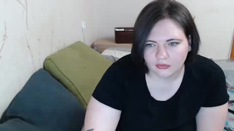 Snapshot of olyaandnetty chatting on February 22, 5:35 pm OlyaAndNetty online show from February 22, 5:35 pm