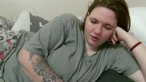 Snapshot of olyaandnetty chatting on March 7, 7:05 pm OlyaAndNetty online show from March 7, 7:05 pm