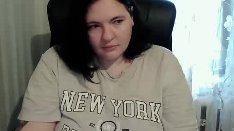 Snapshot of olyaandnetty chatting on October 13, 11:10 am OlyaAndNetty online show from October 13, 11:10 am