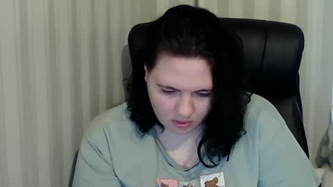 Snapshot of olyaandnetty chatting on October 20, 8:04 am OlyaAndNetty online show from October 20, 8:04 am