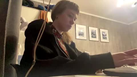 Snapshot of omahethcote chatting on May 23, 12:31 pm Eva online show from May 23, 12:31 pm