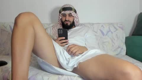 Omar online show from September 10, 8:09 pm