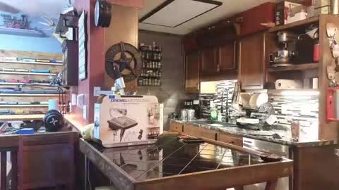 Norm online show from October 22, 7:46 pm