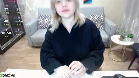 Snapshot of omg_itsperfect chatting on November 13, 12:09 am Fina online show from November 13, 12:09 am