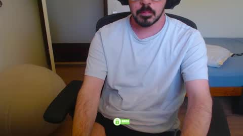 lucky guy online show from June 17, 11:45 am
