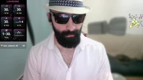 ona nisme online show from December 18, 5:24 am