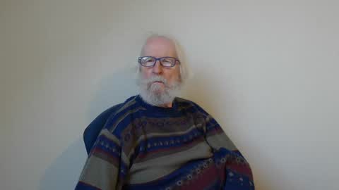 Somewhere over the rainbow online show from January 12, 8:04 am