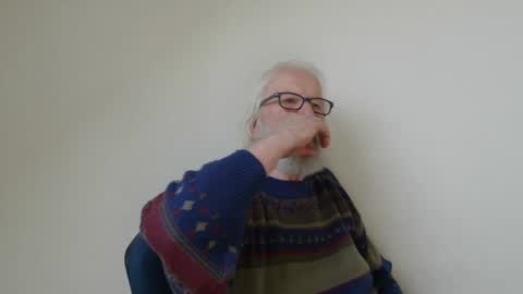 Somewhere over the rainbow online show from January 14, 3:15 pm