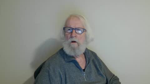 Somewhere over the rainbow online show from February 7, 8:53 pm