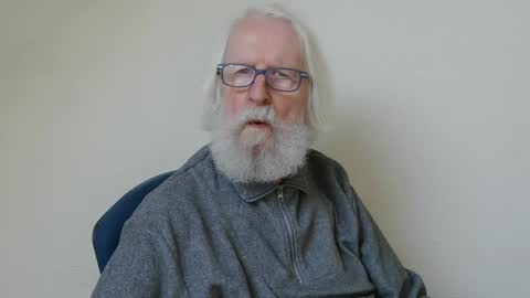 Somewhere over the rainbow online show from March 3, 1:20 pm