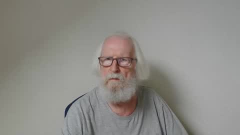 Somewhere over the rainbow online show from September 17, 1:57 pm