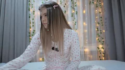 Eva online show from January 17, 1:49 pm