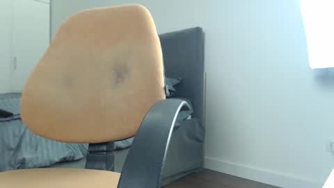 onebestlover online show from September 23, 9:23 am