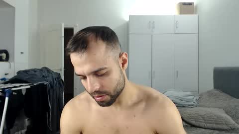 onebestlover online show from December 2, 10:09 am