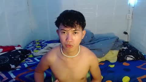 Wyn Will serve you and be your slave online show from December 20, 4:25 pm