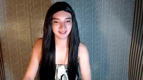 Snapshot of onelesslonelygirl69 chatting on May 11, 1:17 pm KLIER online show from May 11, 1:17 pm