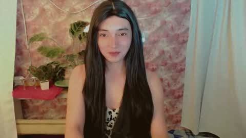 Snapshot of onelesslonelygirl69 chatting on May 21, 6:37 pm KLIER online show from May 21, 6:37 pm