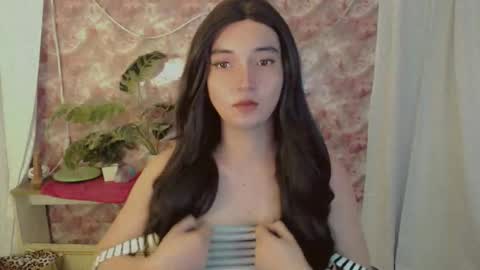 Snapshot of onelesslonelygirl69 chatting on May 27, 6:16 pm KLIER online show from May 27, 6:16 pm