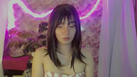Snapshot of onelesslonelygirl69 chatting on June 10, 6:18 pm KLIER online show from June 10, 6:18 pm