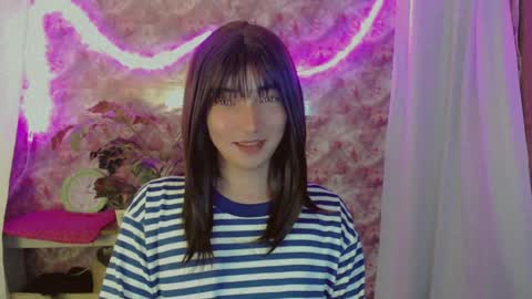 Snapshot of onelesslonelygirl69 chatting on June 20, 5:49 pm KLIER online show from June 20, 5:49 pm