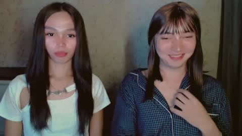 Snapshot of onelesslonelygirl69 chatting on June 28, 1:39 pm KLIER online show from June 28, 1:39 pm